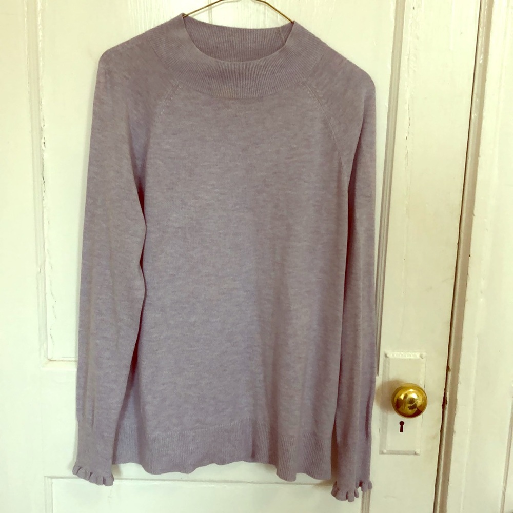 Gorgeous Lightweight Lavender Loft Sweater